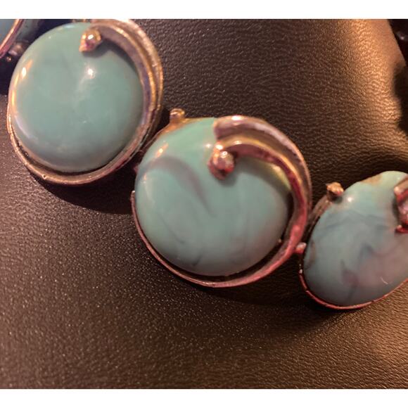 Chunky Demi Parure Turquoise Necklace, Bracelet and Earrings - Picture 6 of 7